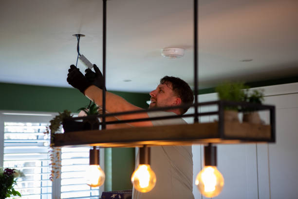Best Emergency Electrical Repair  in Sarasota Springs, FL